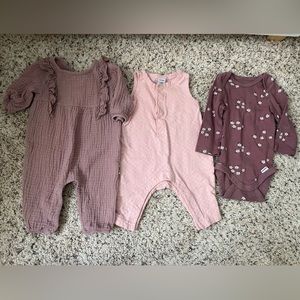 Baby girl bundle! All outfits are 0-3 months. Great quality